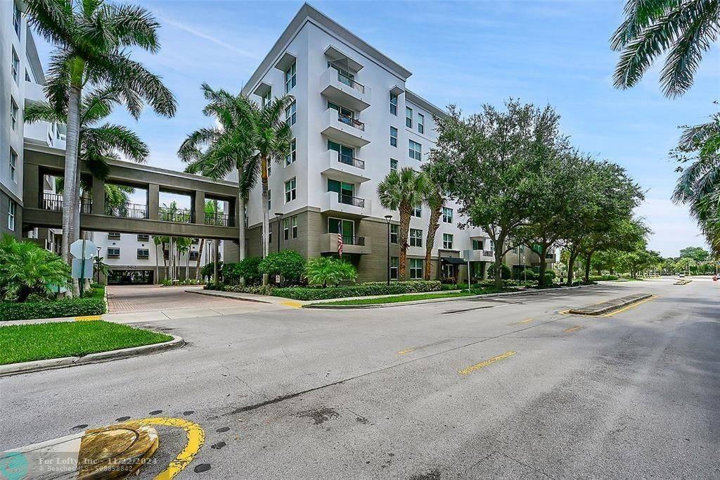 Fort Lauderdale, FL 33308,2421 NE 65th St  #2-316