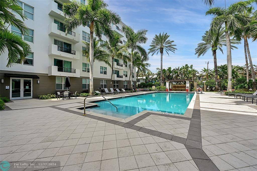 Fort Lauderdale, FL 33308,2421 NE 65th St  #2-316