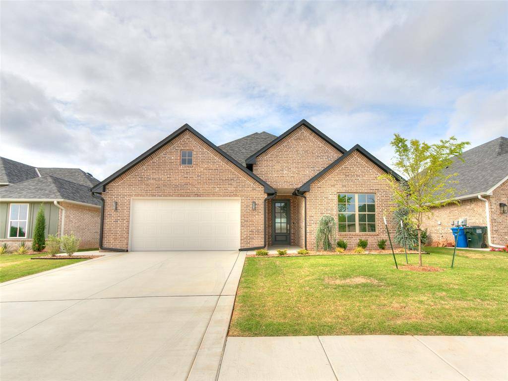 Edmond, OK 73034,208 Pont Neuf Court