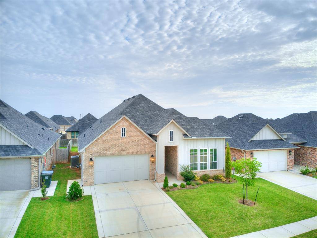 Edmond, OK 73034,125 Pont Neuf Court