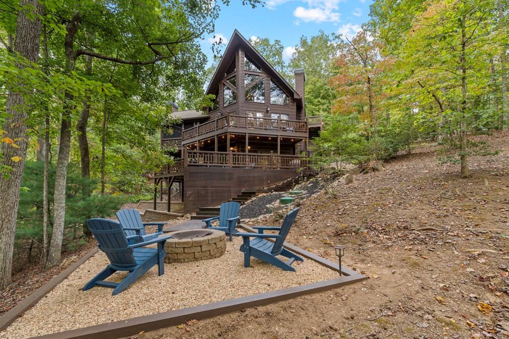 Mineral Bluff, GA 30559,518 Toccoa River Forest