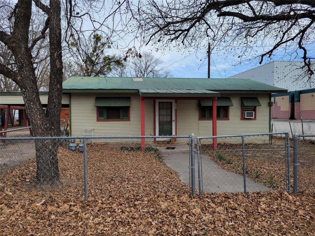 Bangs, TX 76823,503 N 3rd Street