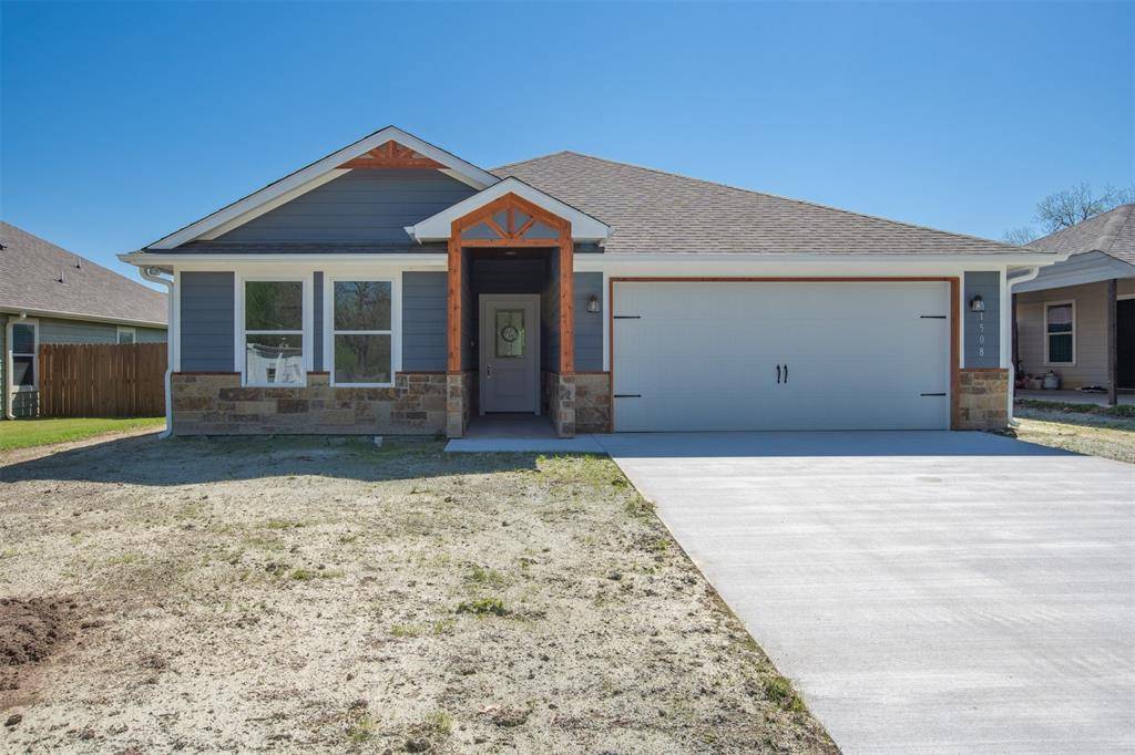 Bonham, TX 75418,1508 Kennedy Street