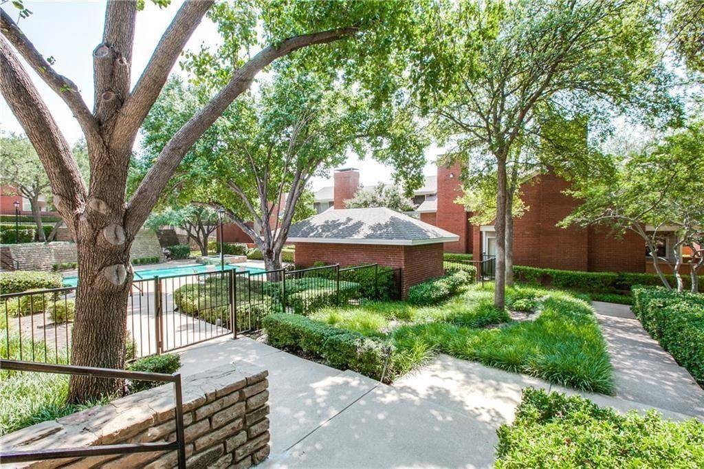 Dallas, TX 75243,8404 Forest Lane #205