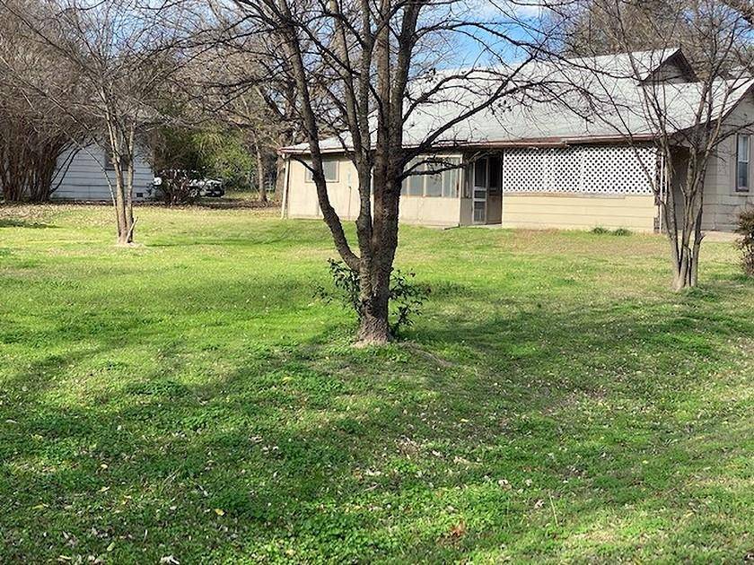 Cooper, TX 75432,950 E Marshall Avenue