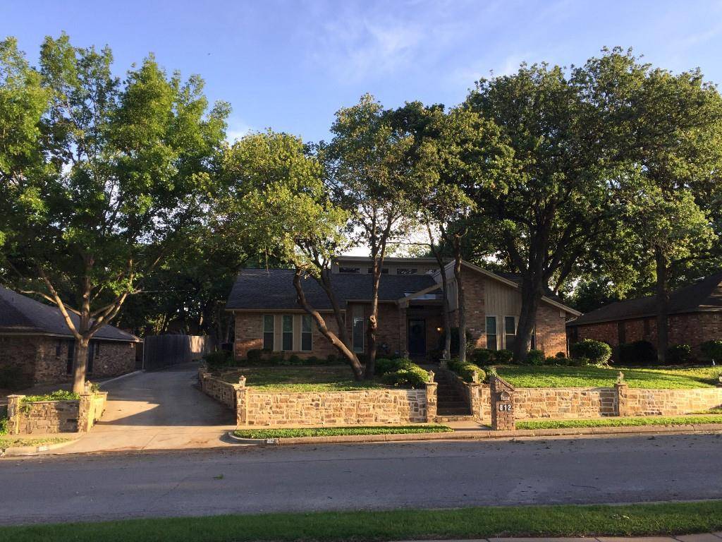 Bedford, TX 76021,812 Saddlebrook Drive S