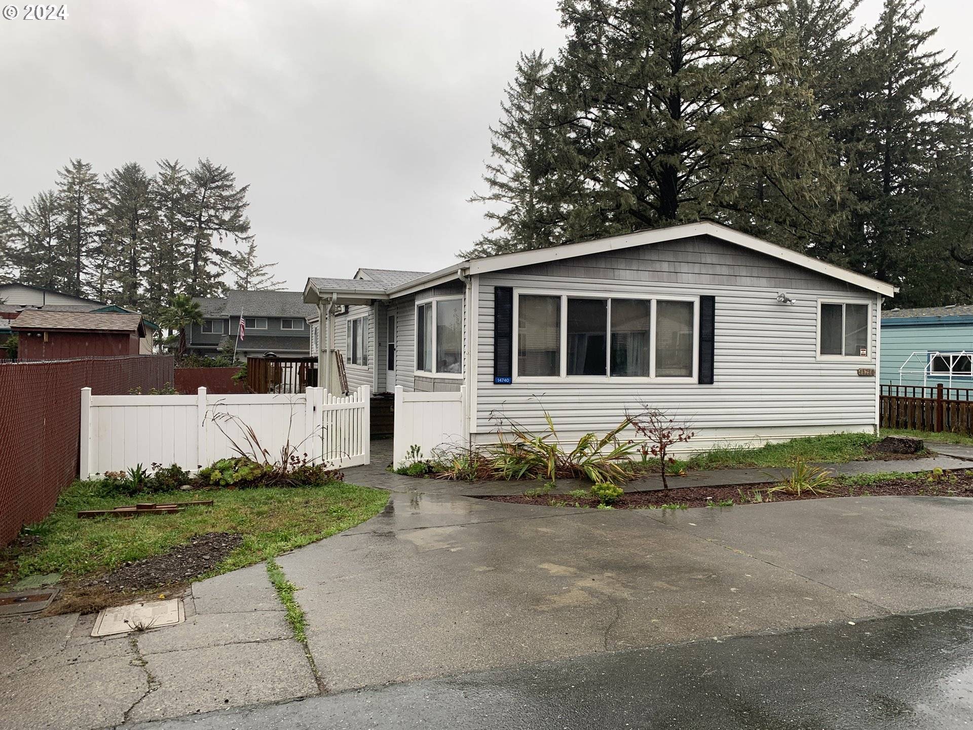 Brookings, OR 97415,14740 SANDPIPER PL