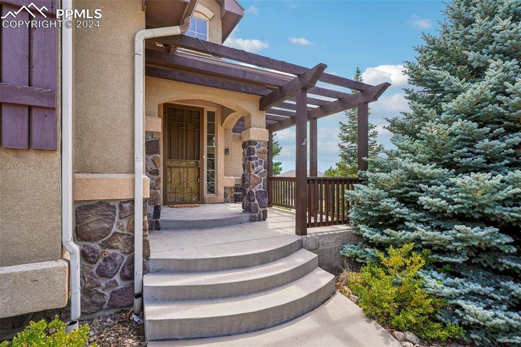 Monument, CO 80132,15947 Bridle Ridge DR