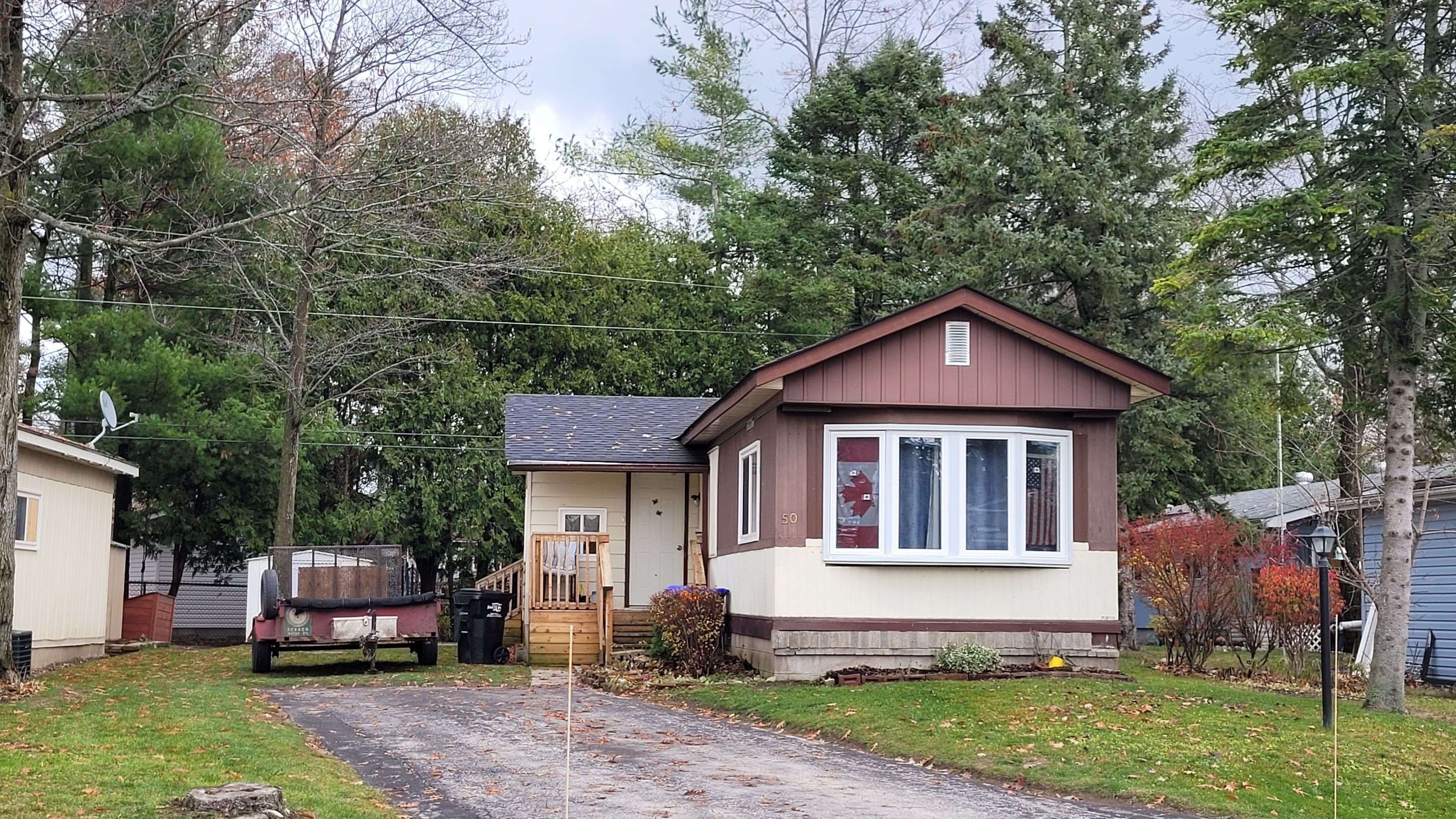 Wasaga Beach, ON L9Z 1K7,50 Georgian Glen DR