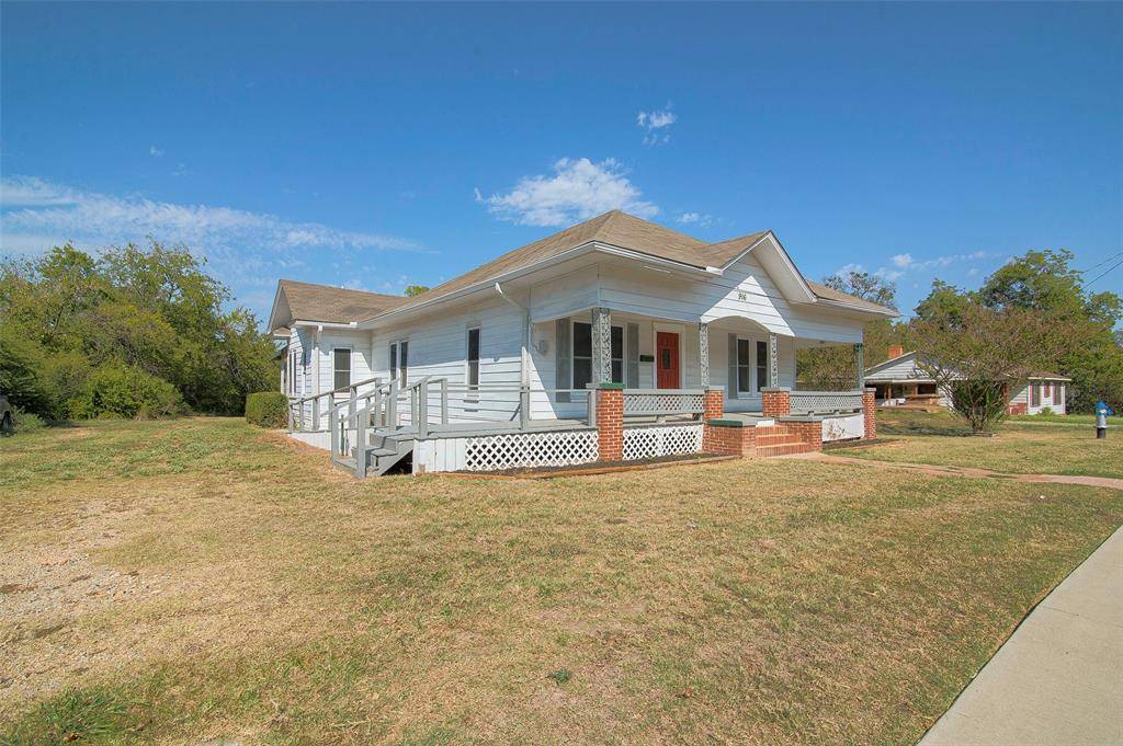 Honey Grove, TX 75446,916 W Main Street