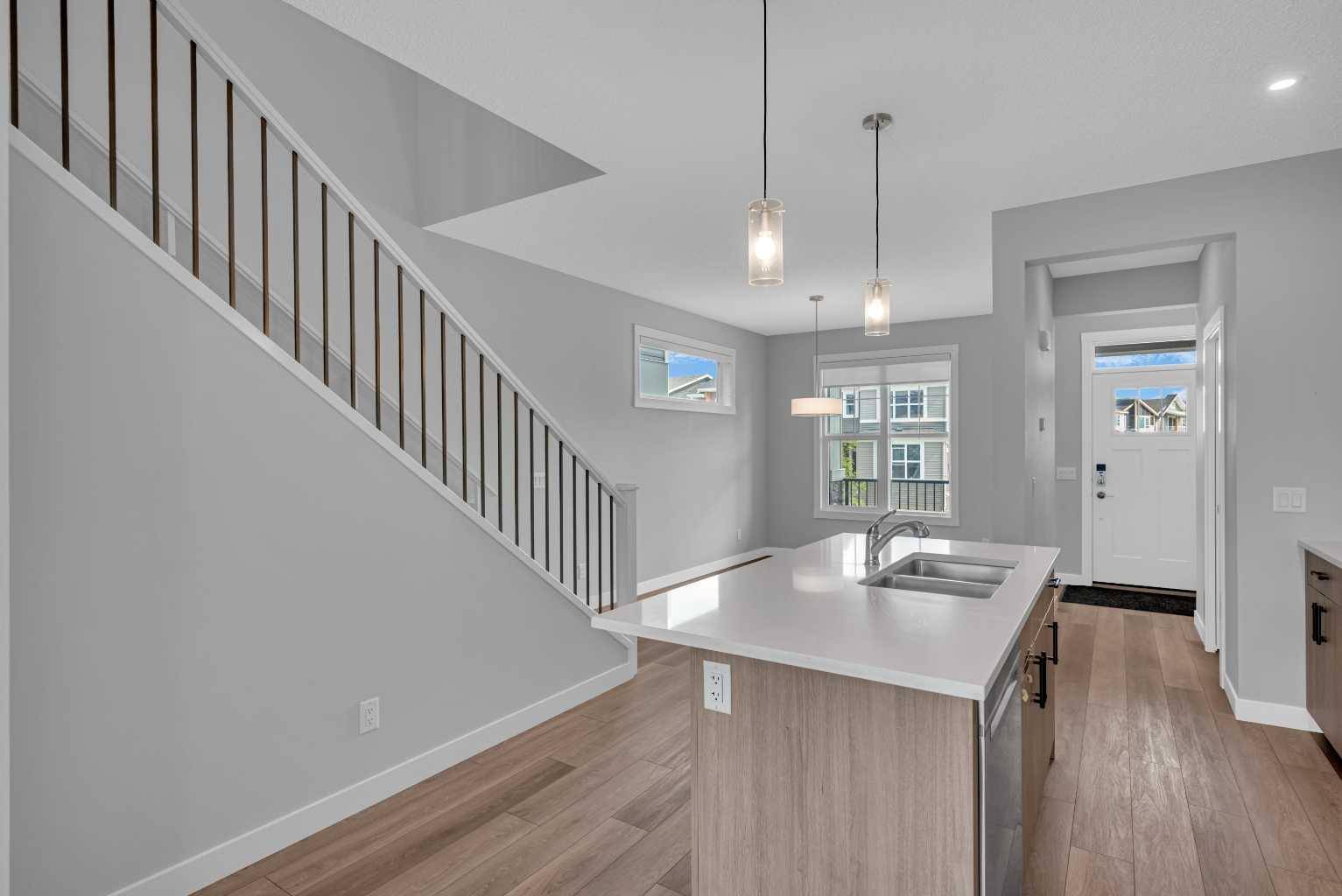 Calgary, AB T3P1Y1,77 Herron Mews NE