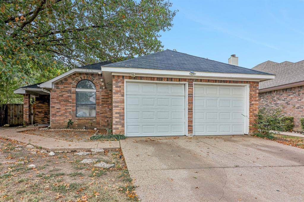 Arlington, TX 76018,304 ironbark Drive