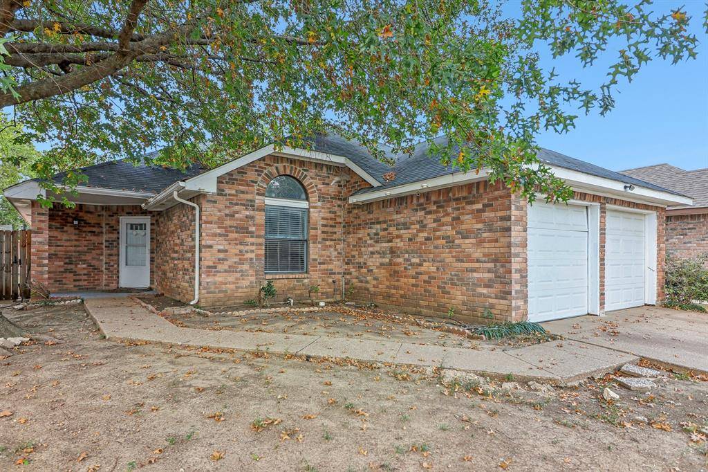 Arlington, TX 76018,304 ironbark Drive