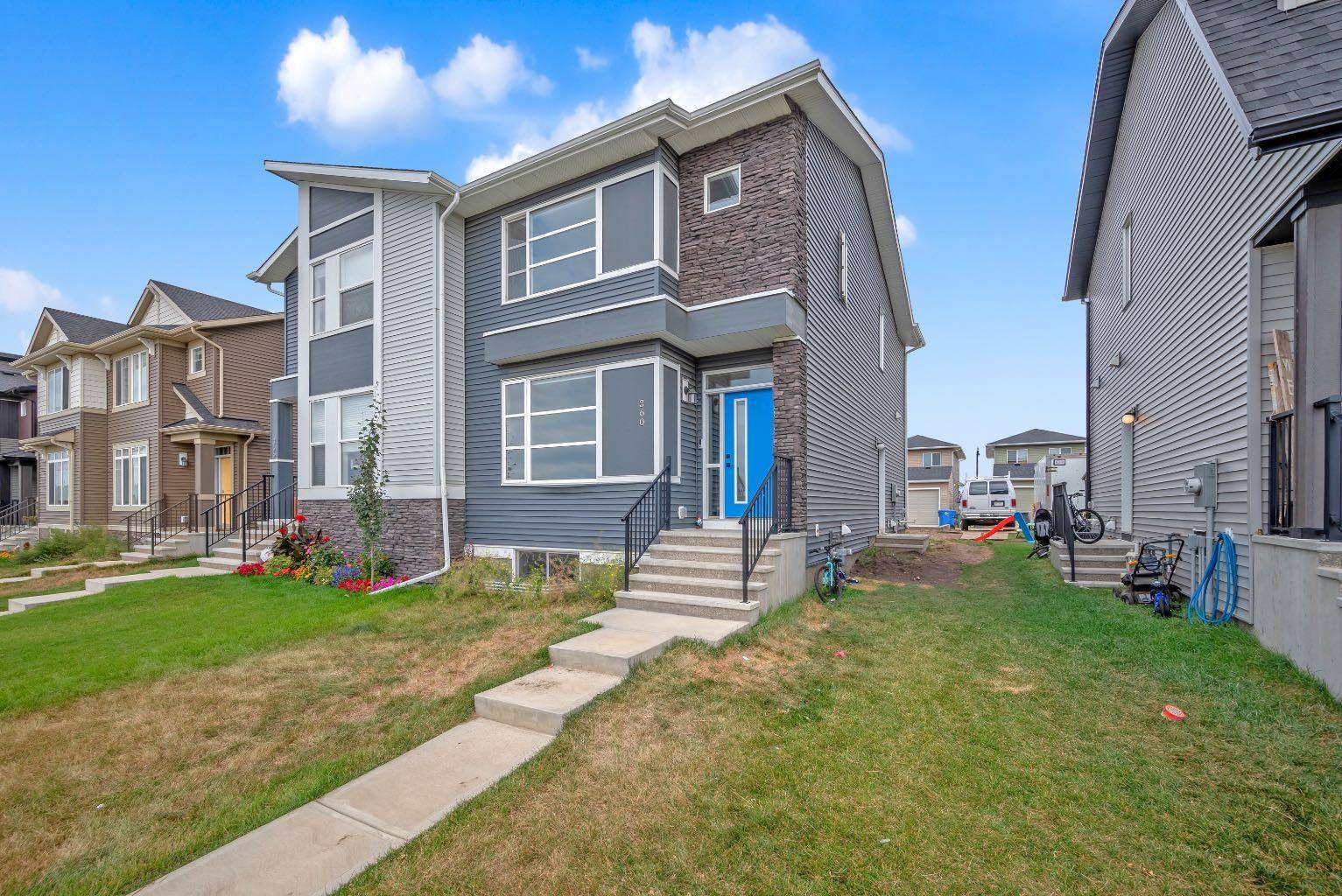 Chestermere, AB T1X 2R6,360 Dawson Drive DR