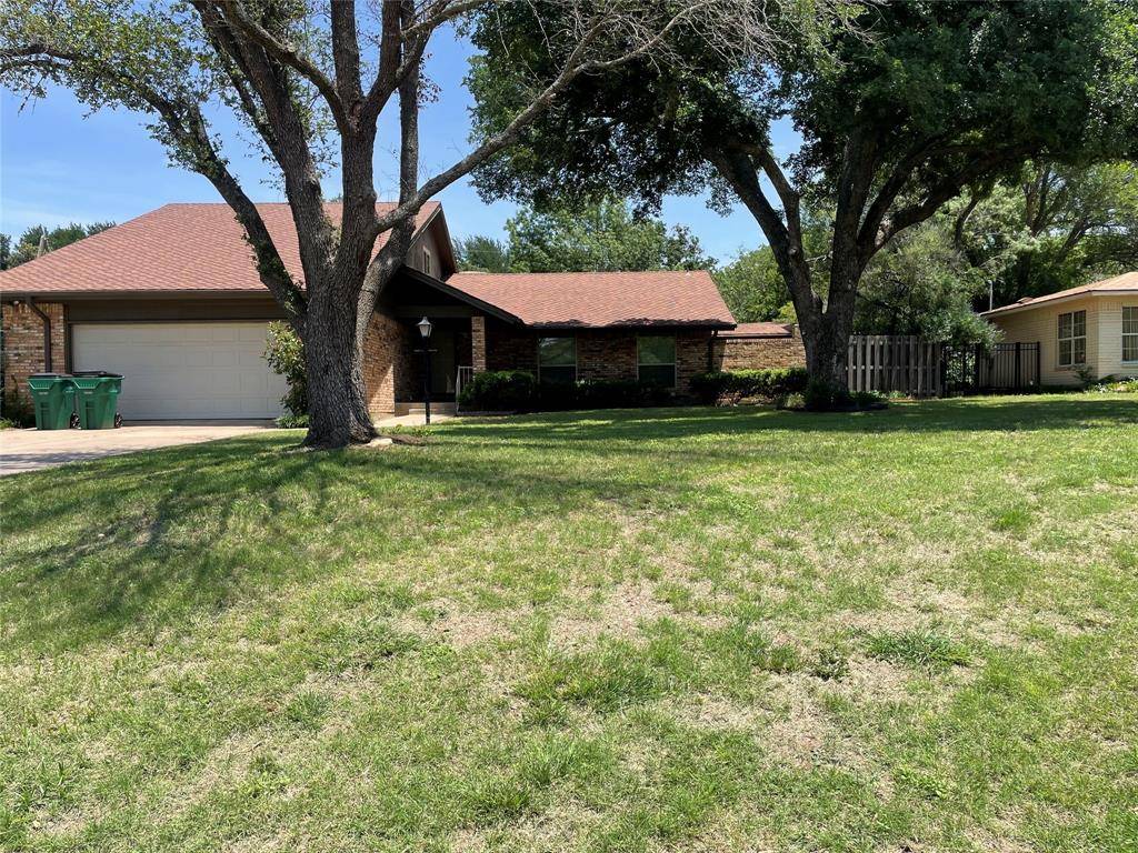 Eastland, TX 76448,408 Crestwood Drive