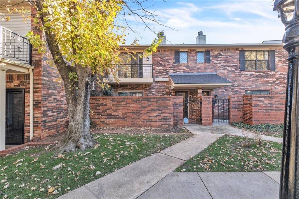 Oklahoma City, OK 73112,6325 N Villa Avenue #142