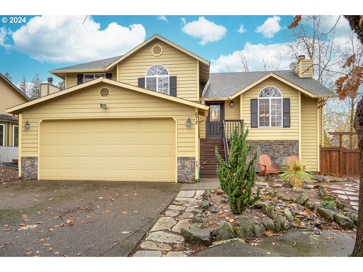 Troutdale, OR 97060,672 SE BEAVER CREEK CT