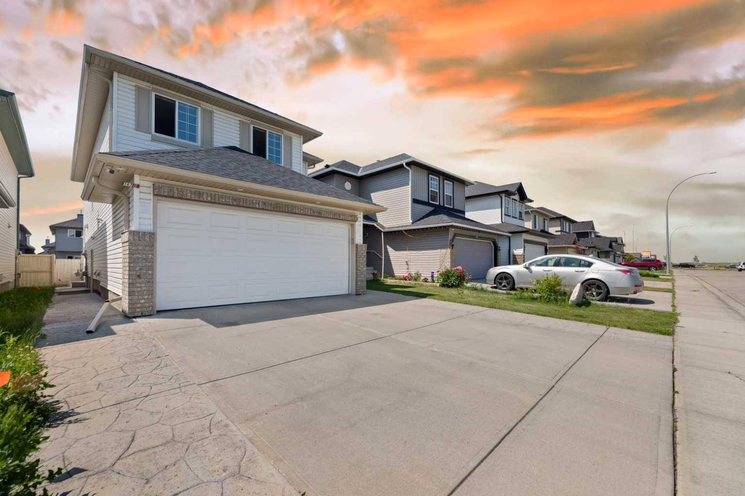 Calgary, AB T3J 5C6,167 Saddlehorn Close NE