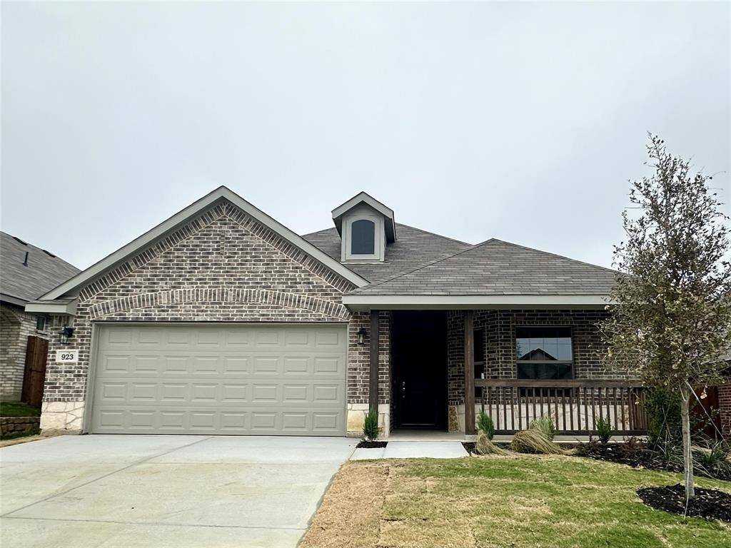 Cleburne, TX 76033,923 Beverly Drive