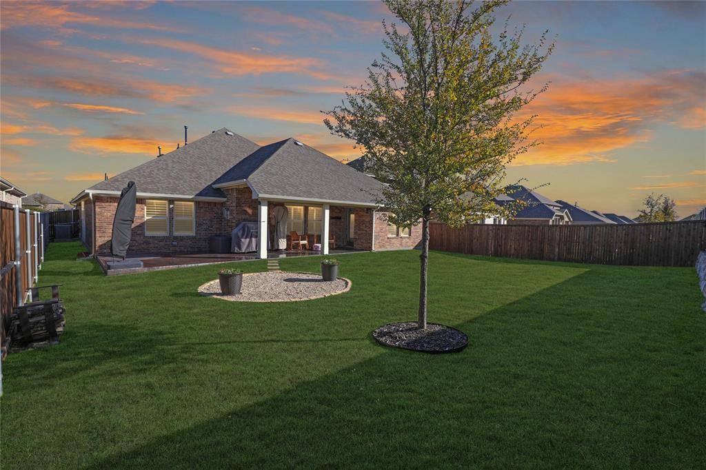 Melissa, TX 75454,2215 Grassland Avenue