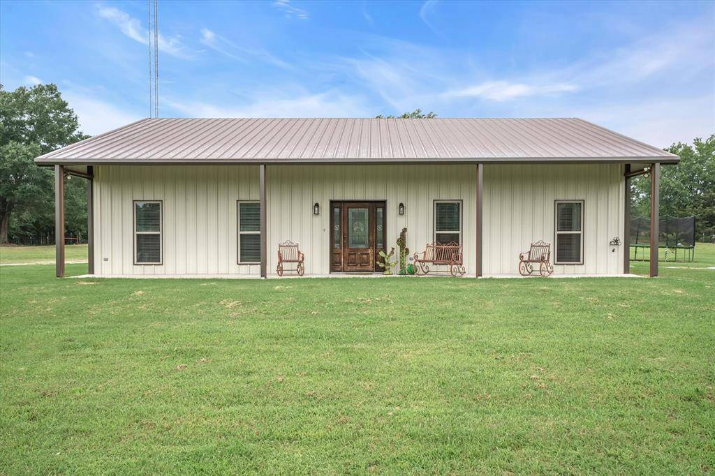 Grand Saline, TX 75140,423 VZ County Road 1515