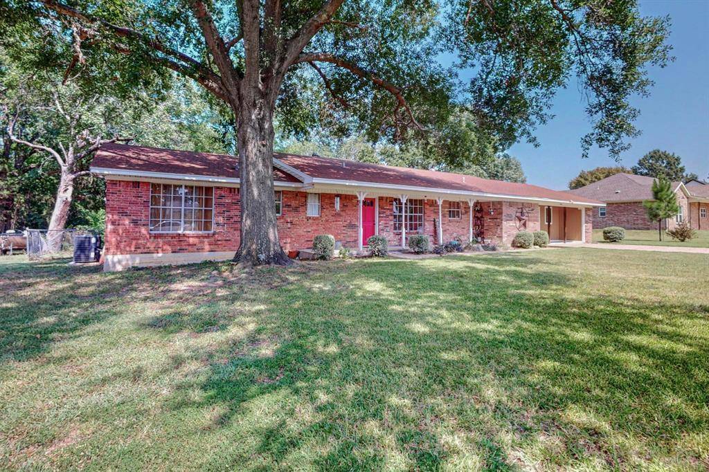 Edgewood, TX 75117,108 Hindman Street