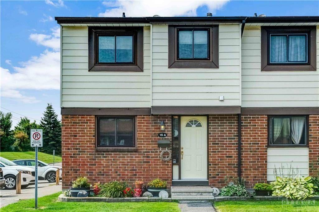 Barrhaven, ON K2J 1P3,15 FOXHILL WAY #A