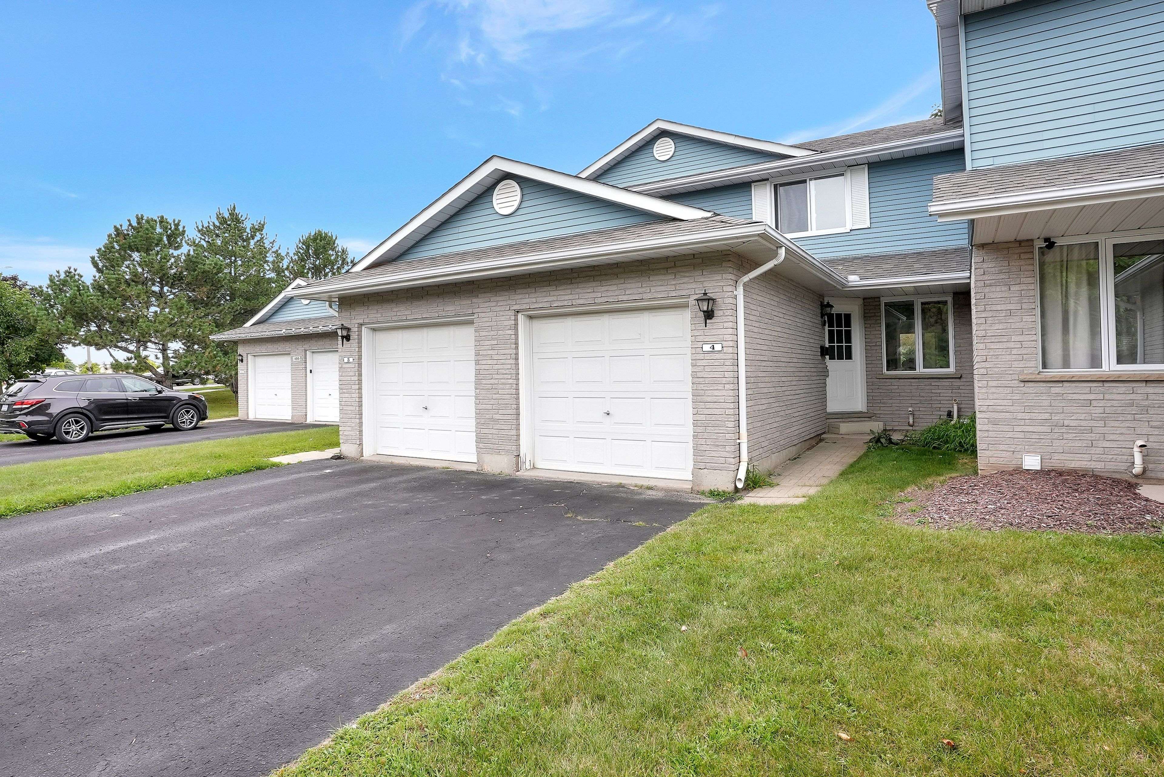 Waterloo, ON N2K 3R4,405 Kingscourt DR #4