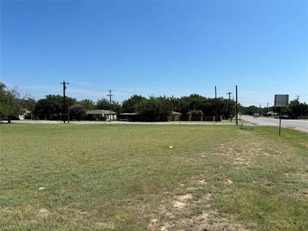 Granbury, TX 76048,1610 W Pearl Street