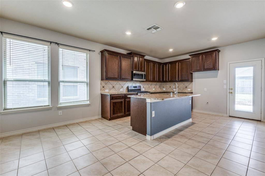 Forney, TX 75126,5244 Canfield Lane