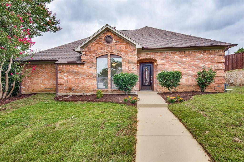 Irving, TX 75062,3524 Briarcliff Court N