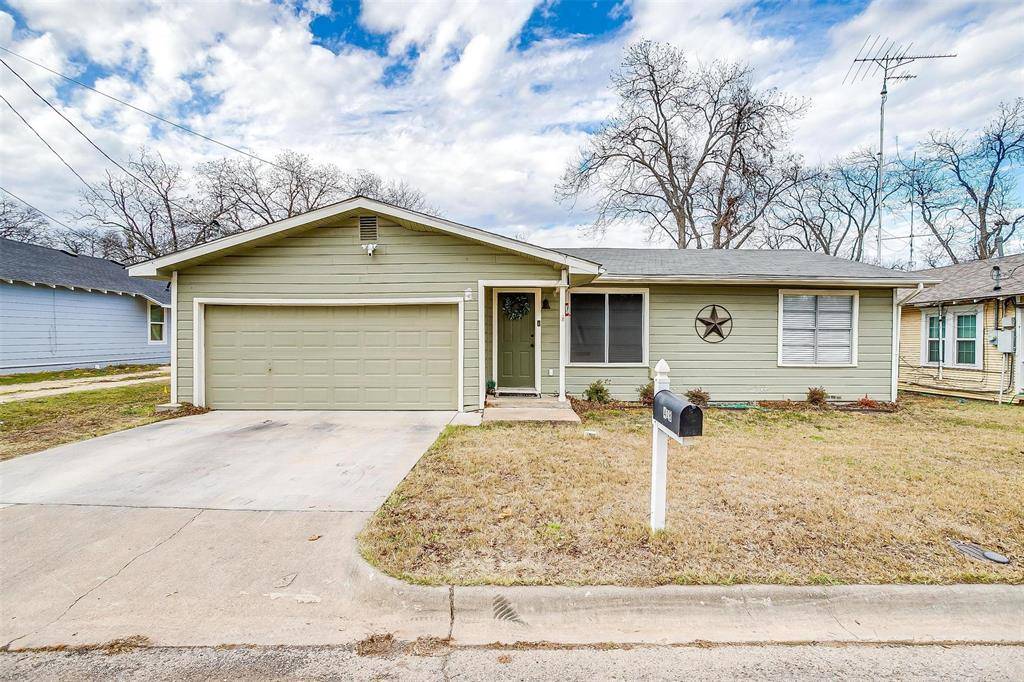 Cleburne, TX 76033,408 Mitchell Avenue