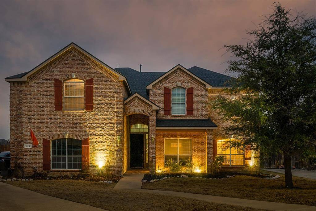 Kennedale, TX 76060,818 Whitley Court