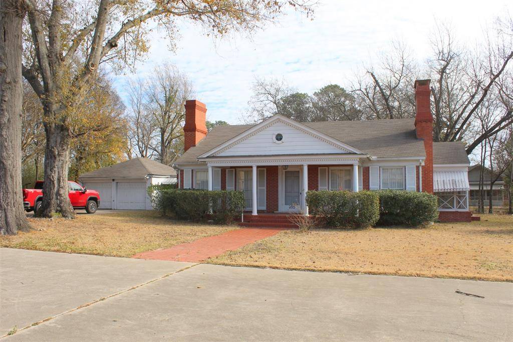 Winnsboro, TX 75494,205 S Main Street