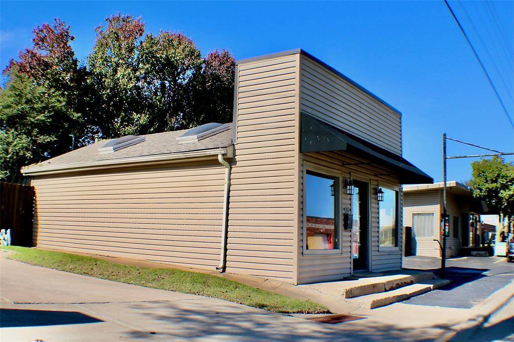 Oklahoma City, OK 73118,4511 N Western Street