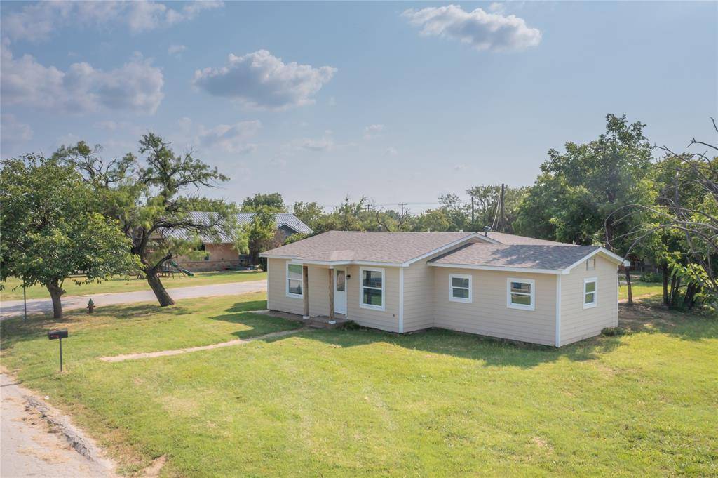 Breckenridge, TX 76424,901 N Live Oak Street