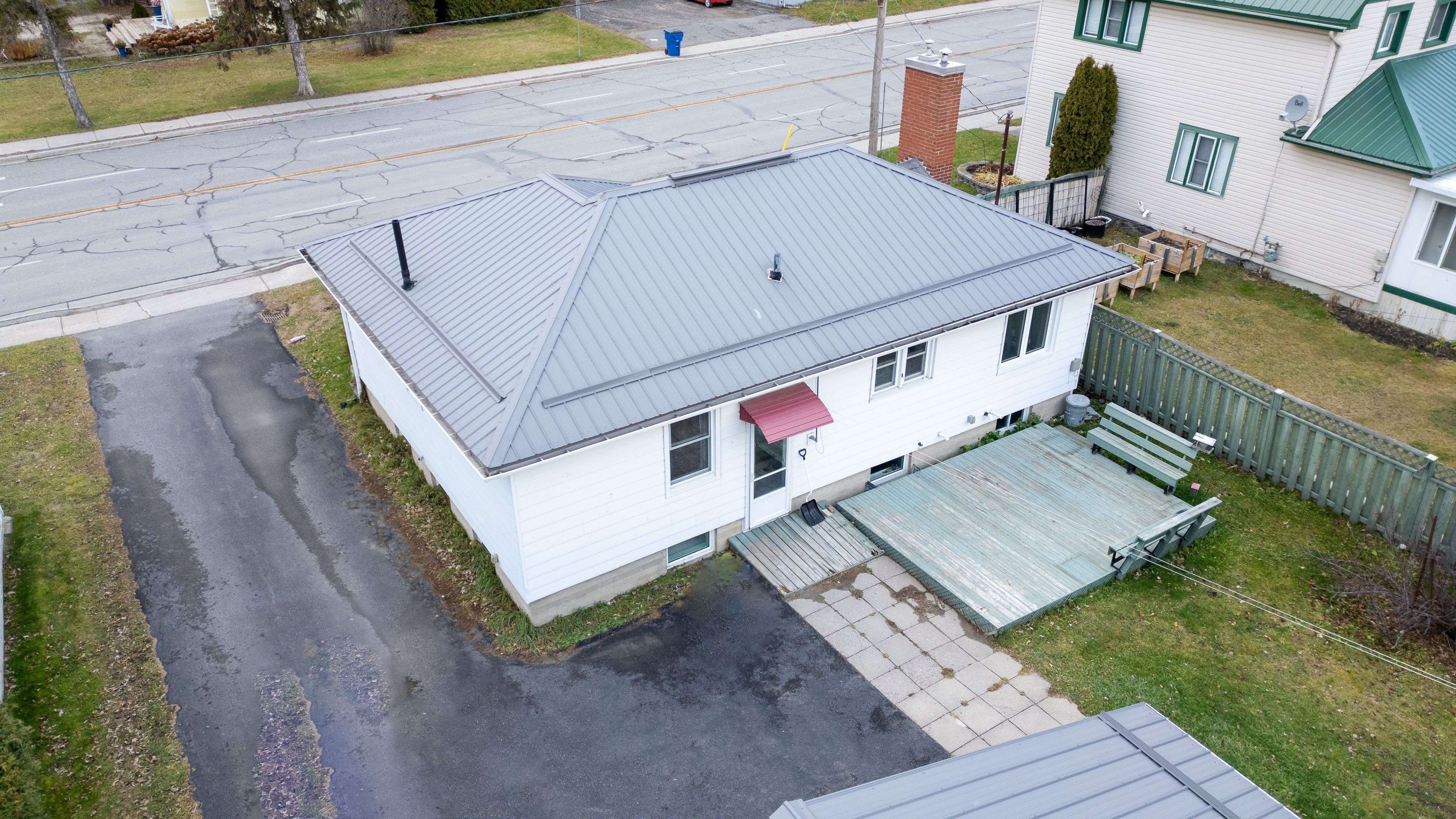 Timiskaming, ON P0J 1P0,137 Armstrong ST N