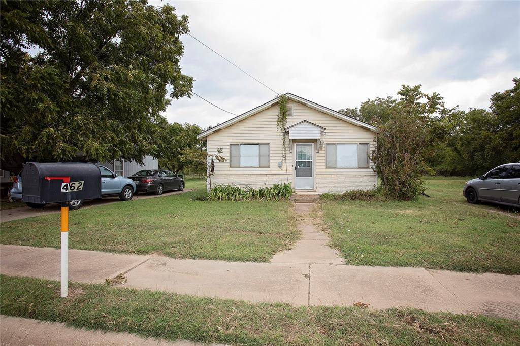 Jacksboro, TX 76458,462 W Belknap Street