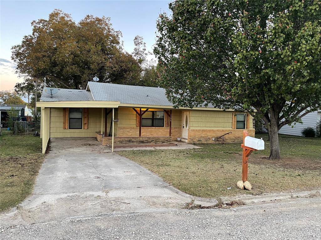 Jacksboro, TX 76458,1126 W Archer Street