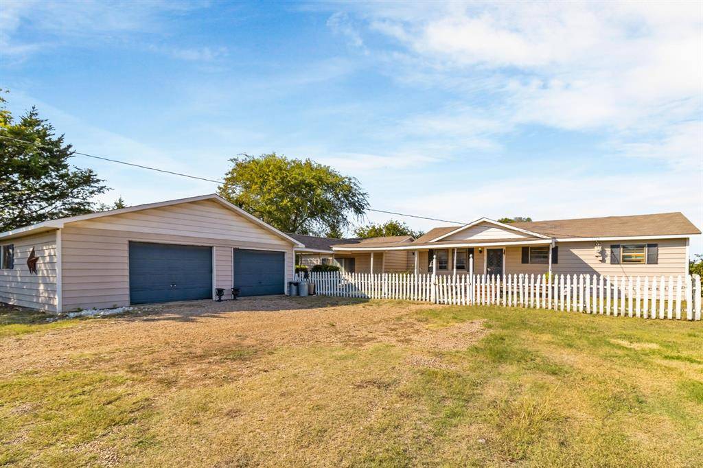 Farmersville, TX 75442,16787 Fm 1778