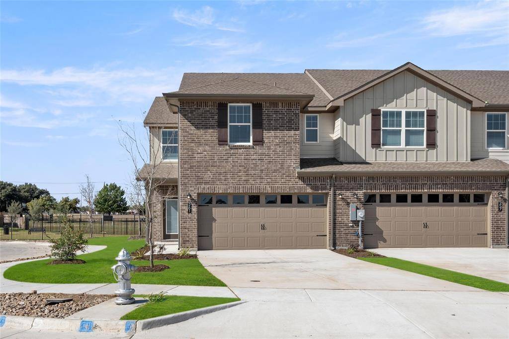 Cedar Hill, TX 75104,261 Berthe Court