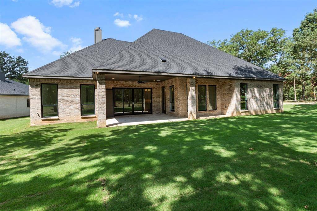 Mabank, TX 75156,122 Colonial Drive