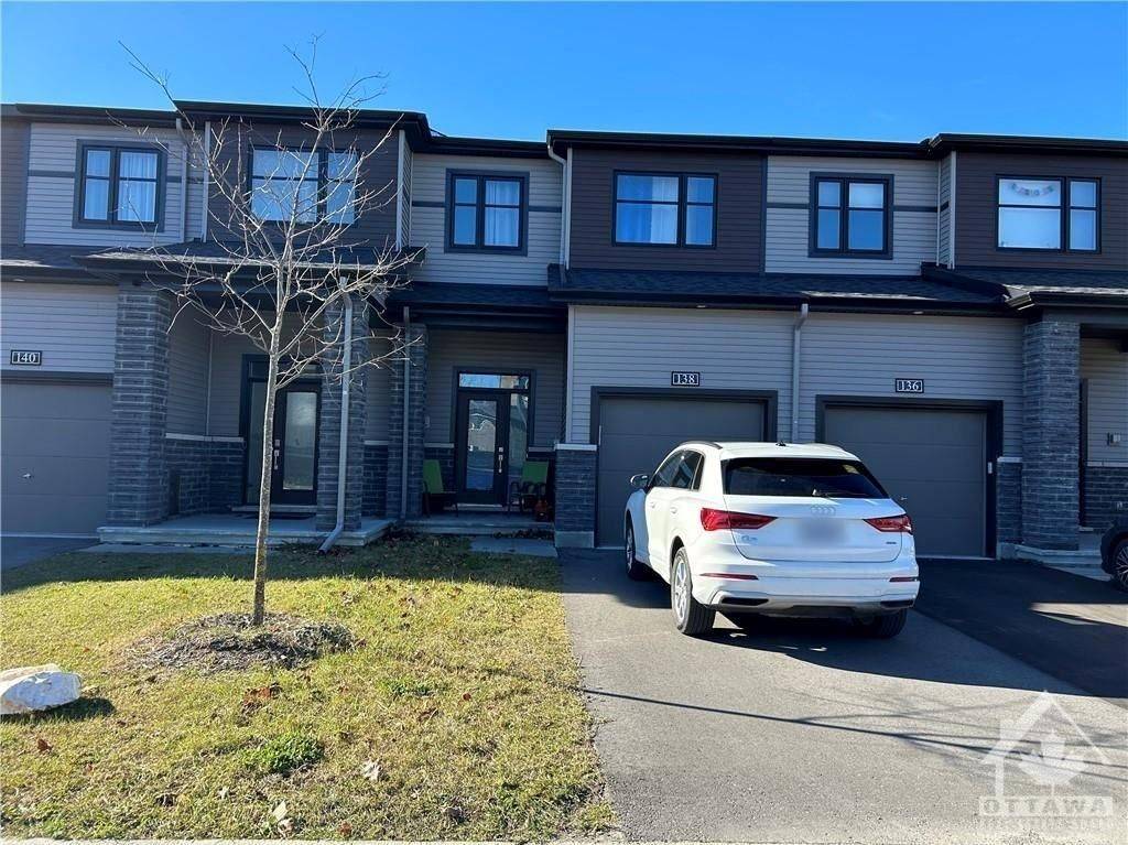 Barrhaven, ON K2J 6Y4,138 MAYNOOTH CT