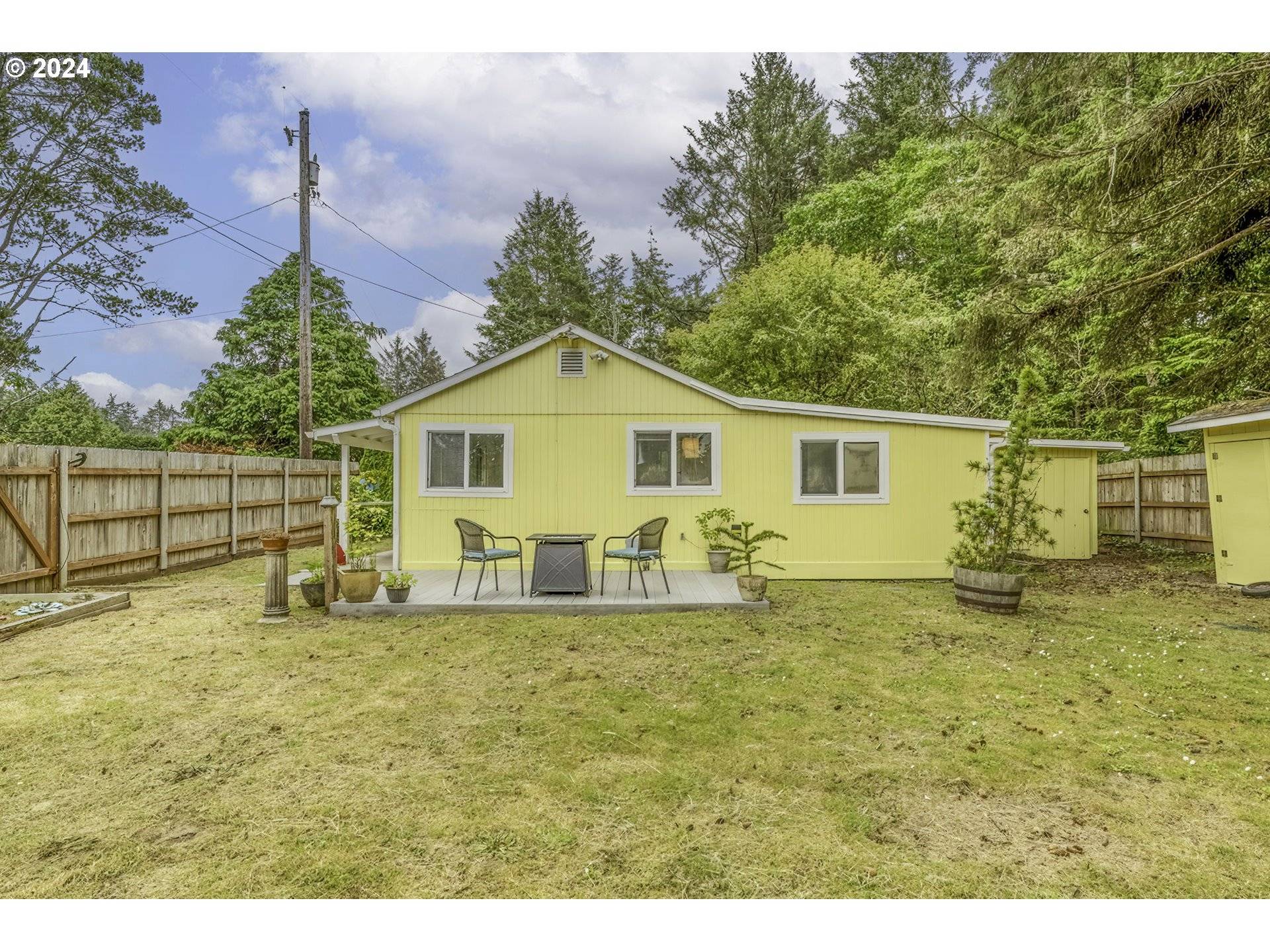 Ocean Park, WA 98640,1614 200TH LN