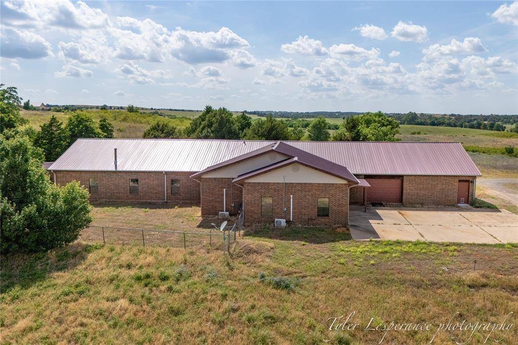 Lookeba, OK 73053,12168 N US 281 Highway