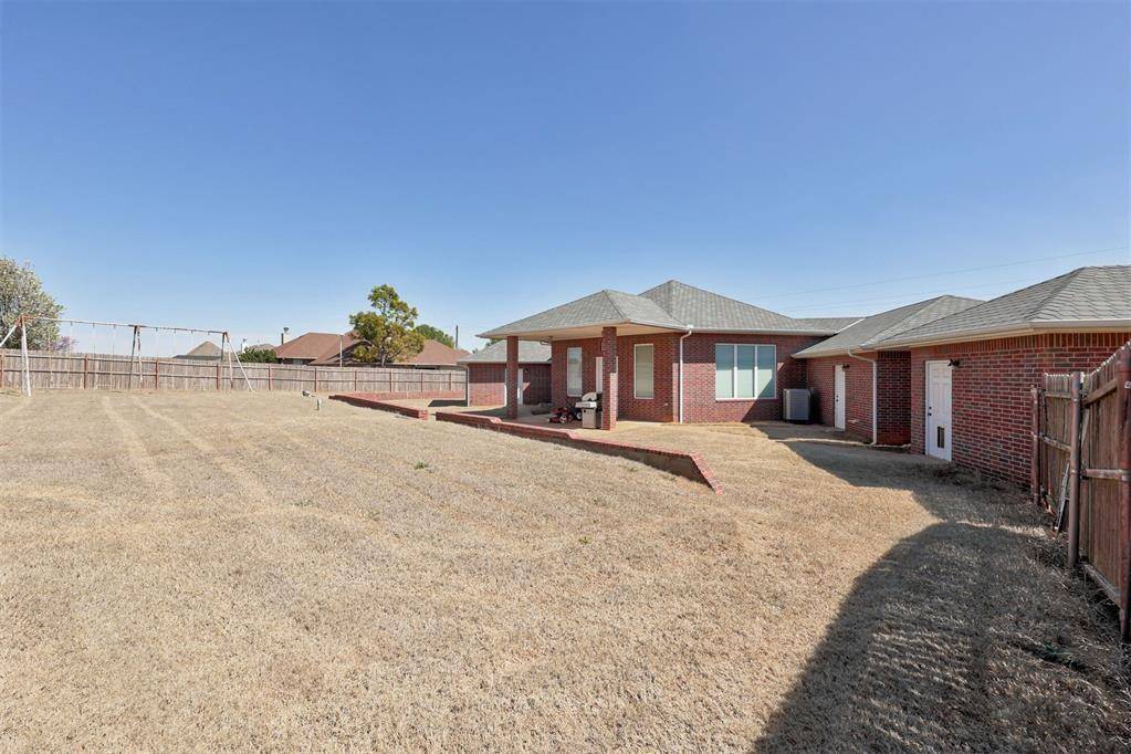 Guthrie, OK 73044,501 N Hogan Avenue