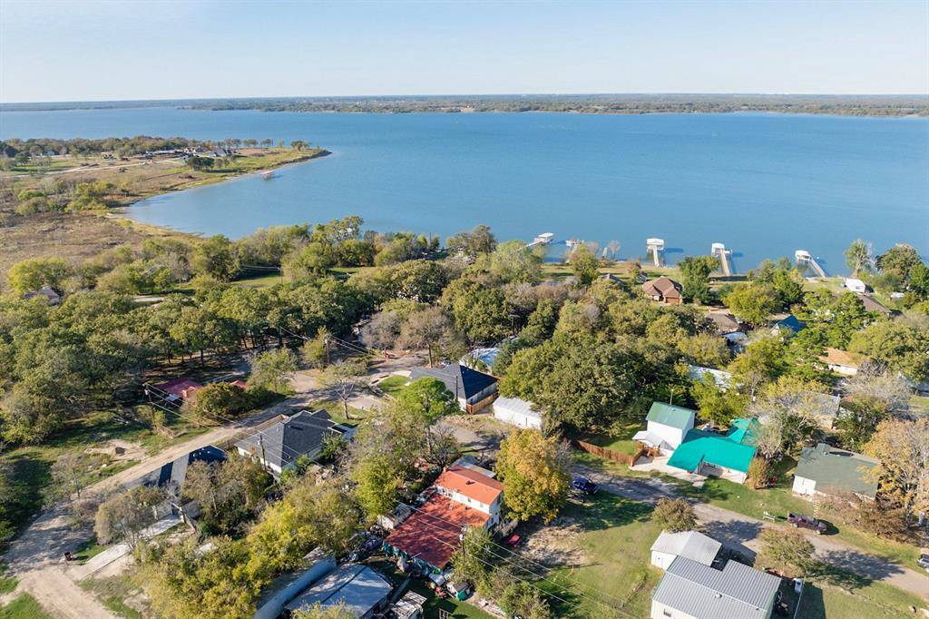 West Tawakoni, TX 75474,400 N Kenny Drive