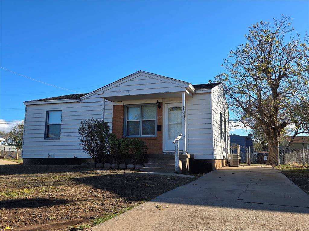 Altus, OK 73521,700 N Judy Avenue