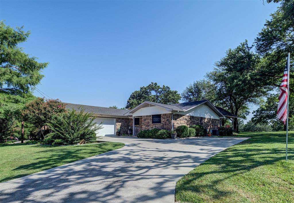 Runaway Bay, TX 76426,412 Half Moon Way