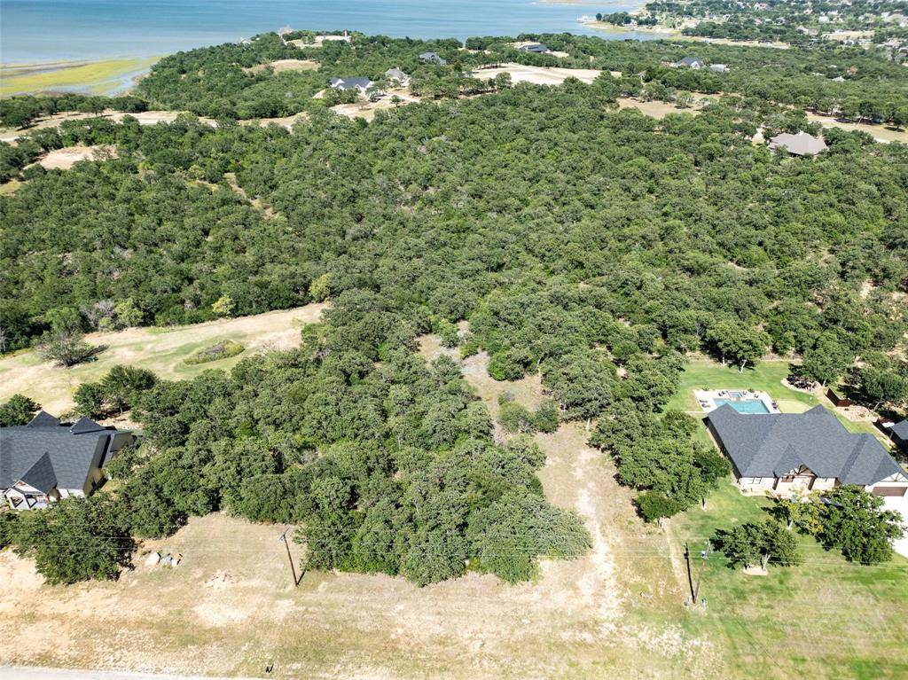 Runaway Bay, TX 76426,212 Shady Oaks Drive